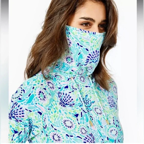 Lilly pulitzer UPF 50+ ChillyLilly Lilblock Popover Hooded Face Mask Top XL, EUC - Picture 1 of 8